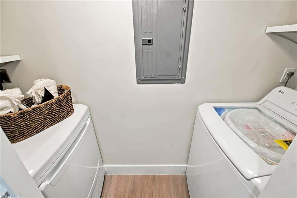 13 High Point Cir #206, Naples, photo 30