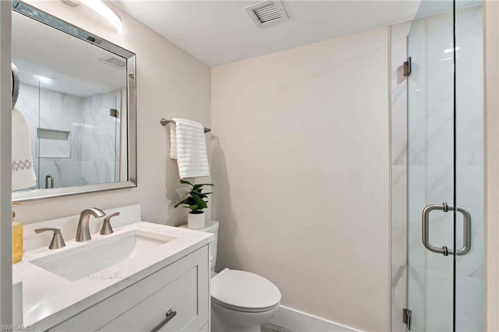 29 High Point Cir #204, Naples, photo 20