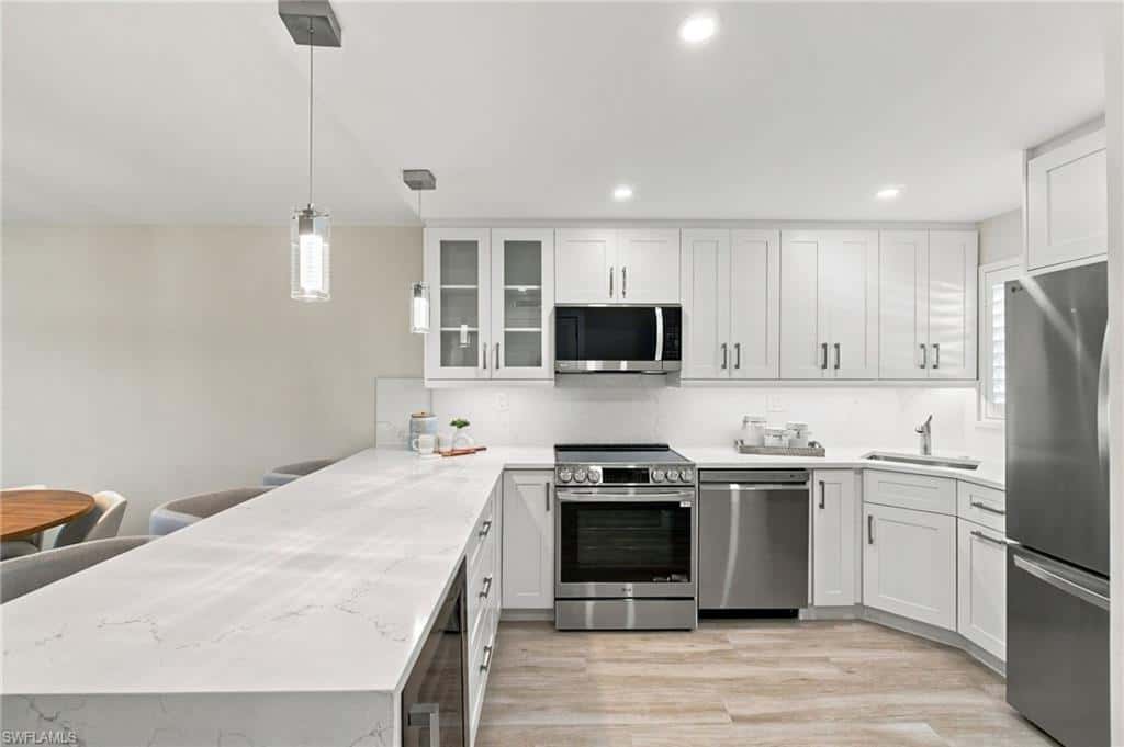29 High Point Cir #204, Naples, photo 24
