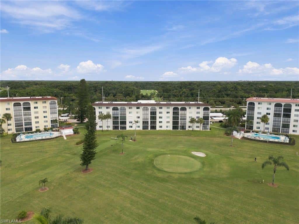 29 High Point Cir #204, Naples, photo 34