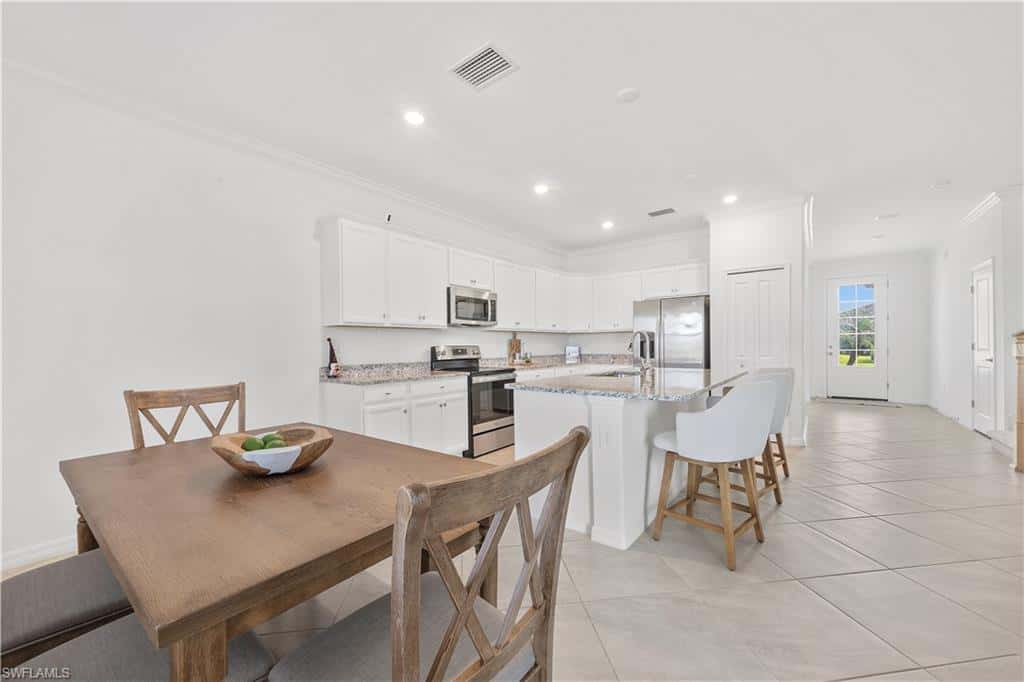 16145 Rosemallow Ln, Alva, photo 9