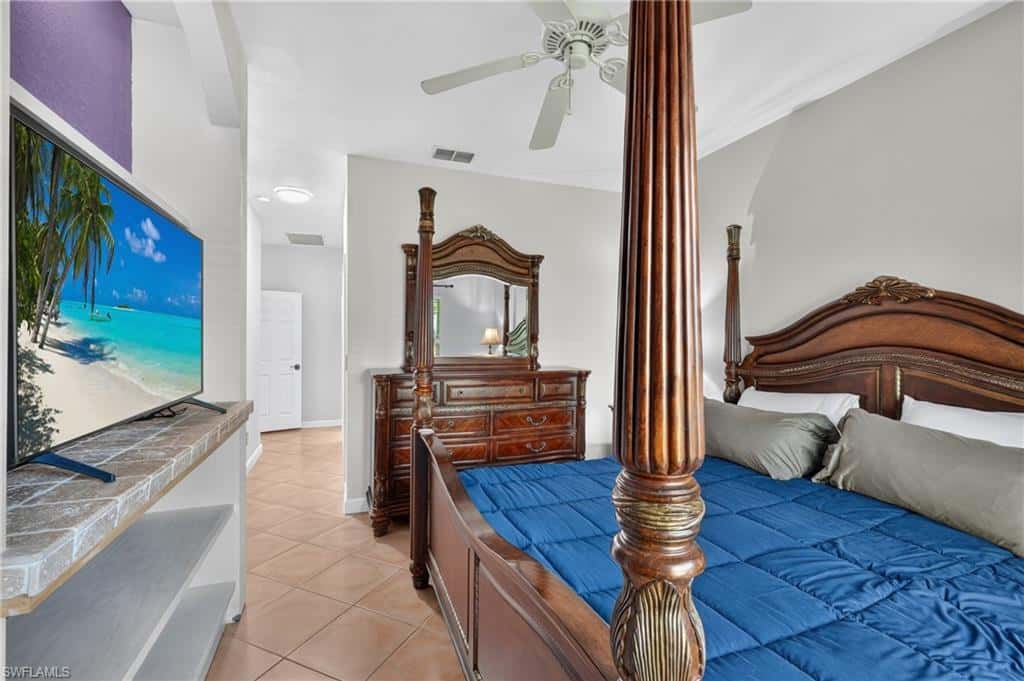 11180 La Coruna Ln, Bonita Springs, photo 24