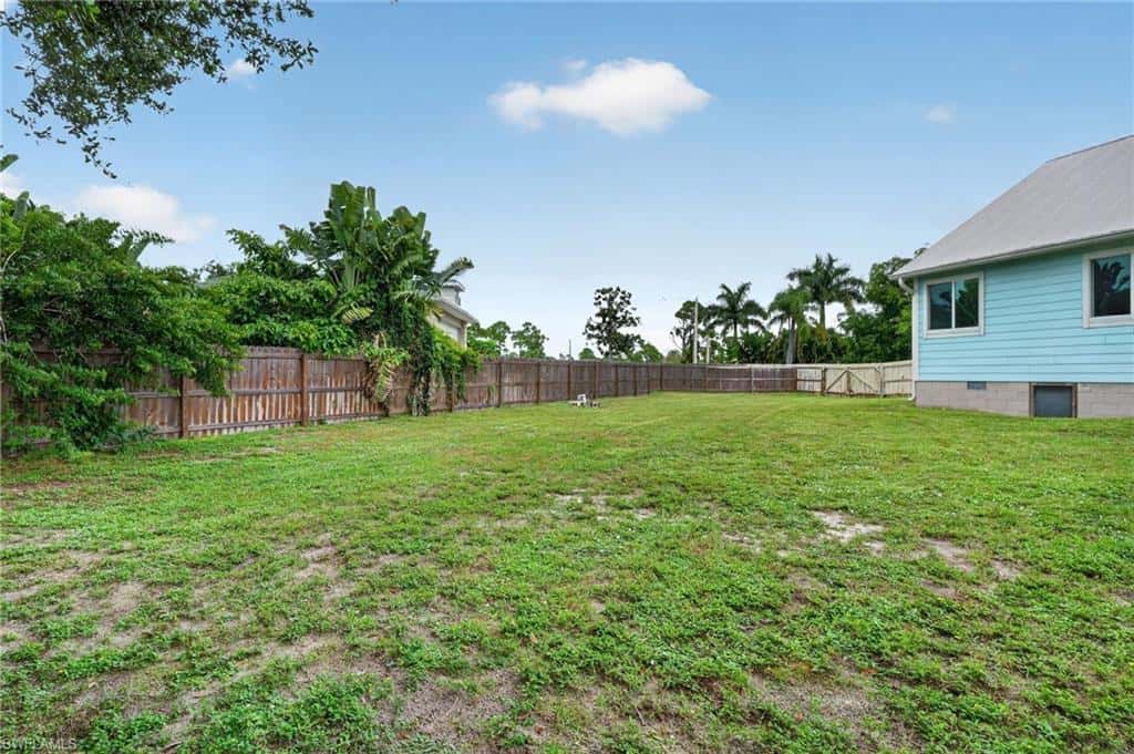 20520 Pine Tree Ln, Estero, photo 42