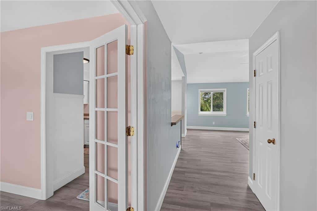 20520 Pine Tree Ln, Estero, photo 8