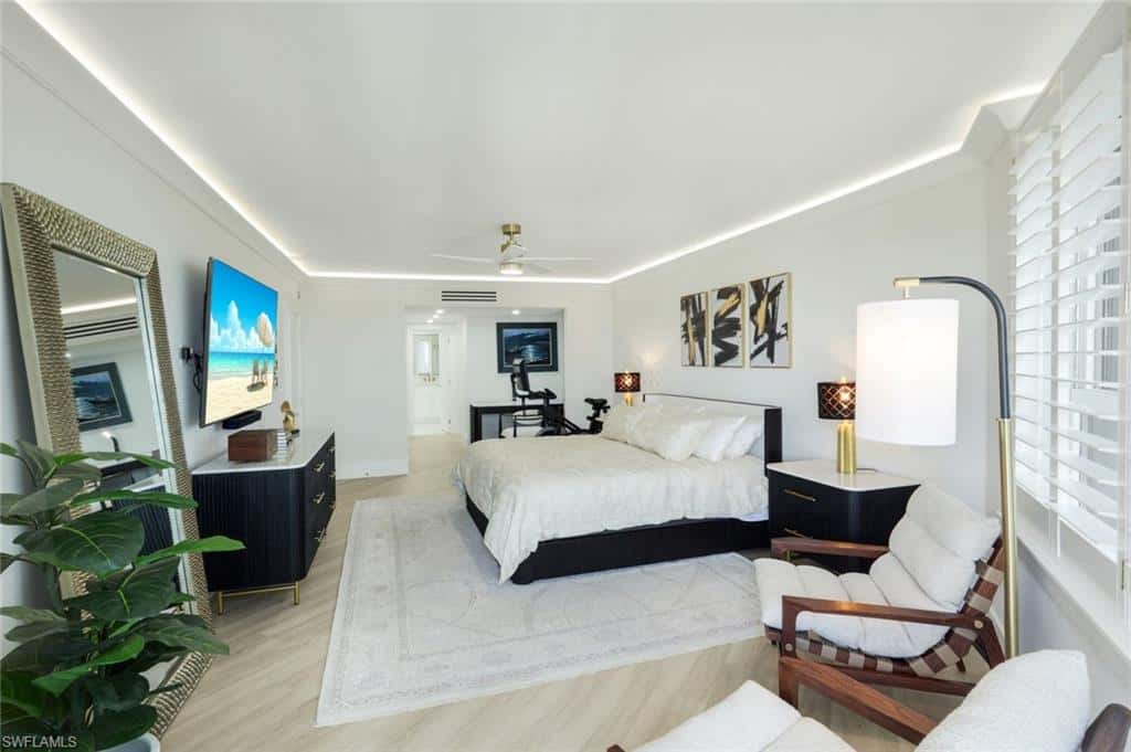 6001 Pelican Bay Blvd #1606, Naples, photo 13