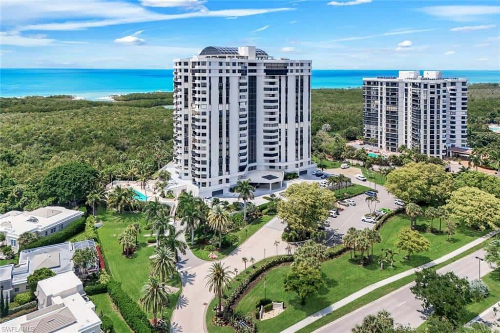 6001 Pelican Bay Blvd #1606, Naples, photo 41