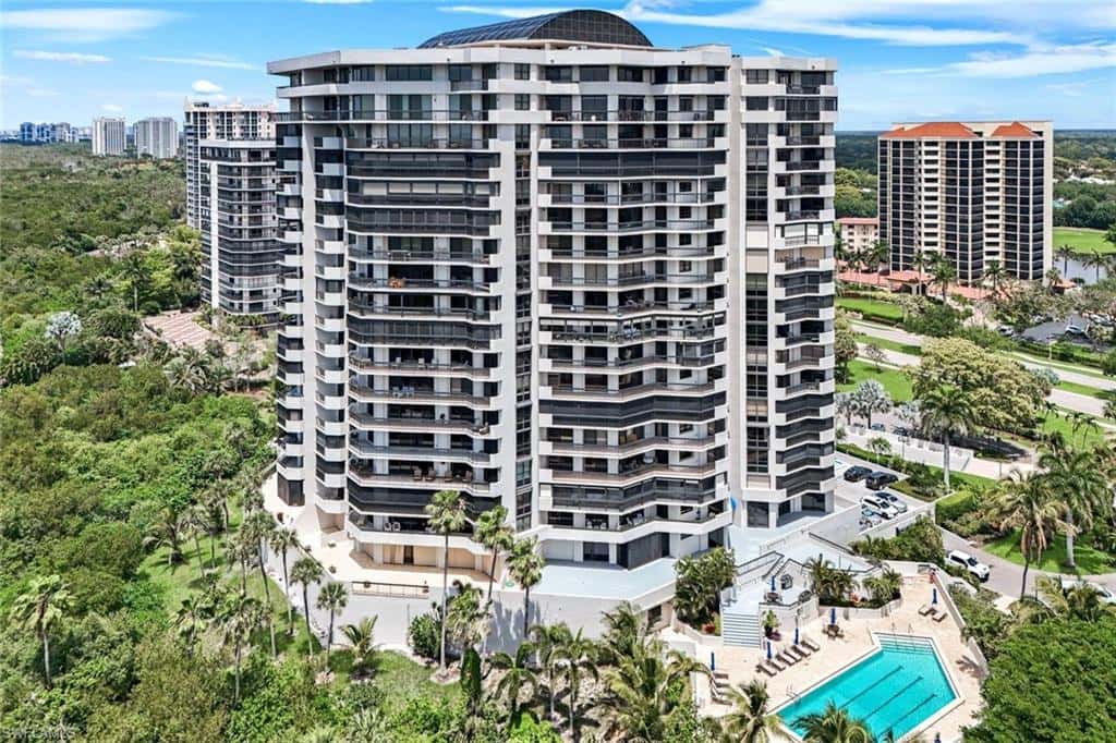 6001 Pelican Bay Blvd #1606, Naples, photo 37