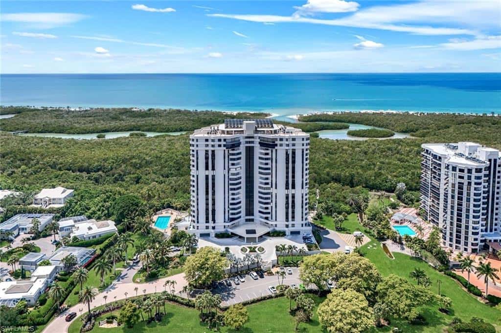 6001 Pelican Bay Blvd #1606, Naples, photo 40