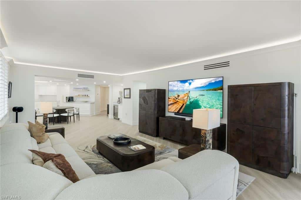 6001 Pelican Bay Blvd #1606, Naples, photo 4