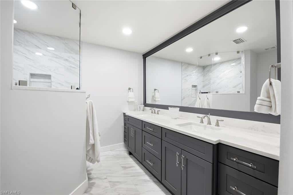 6810 Huntington Lakes Cir #202, Naples, photo 9