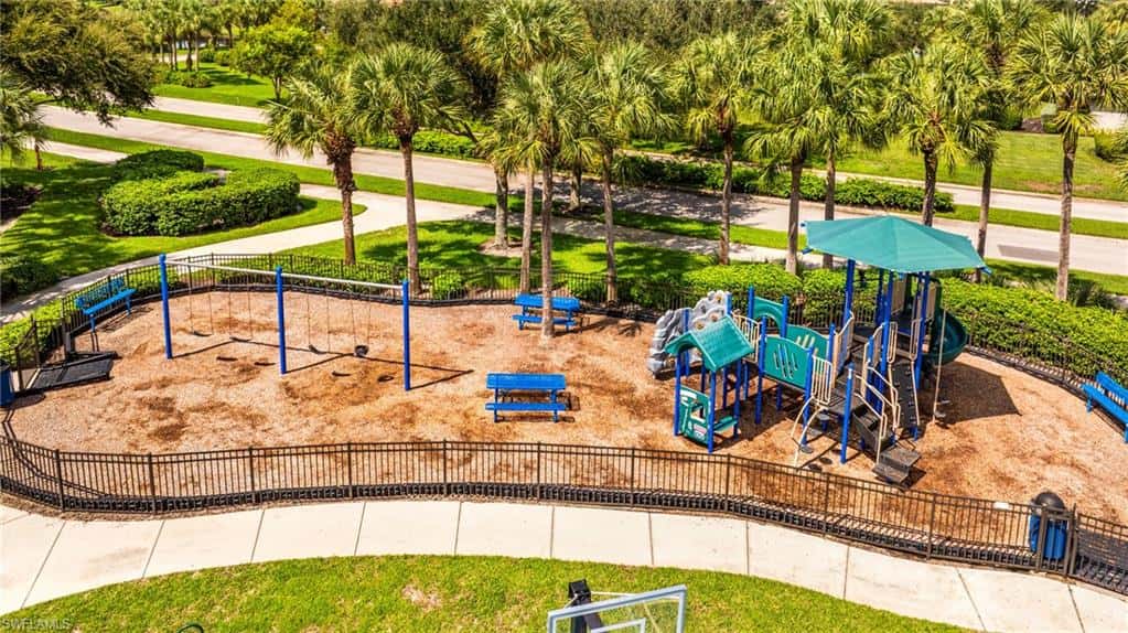 10852 Essex Square Blvd, Fort Myers, photo 30