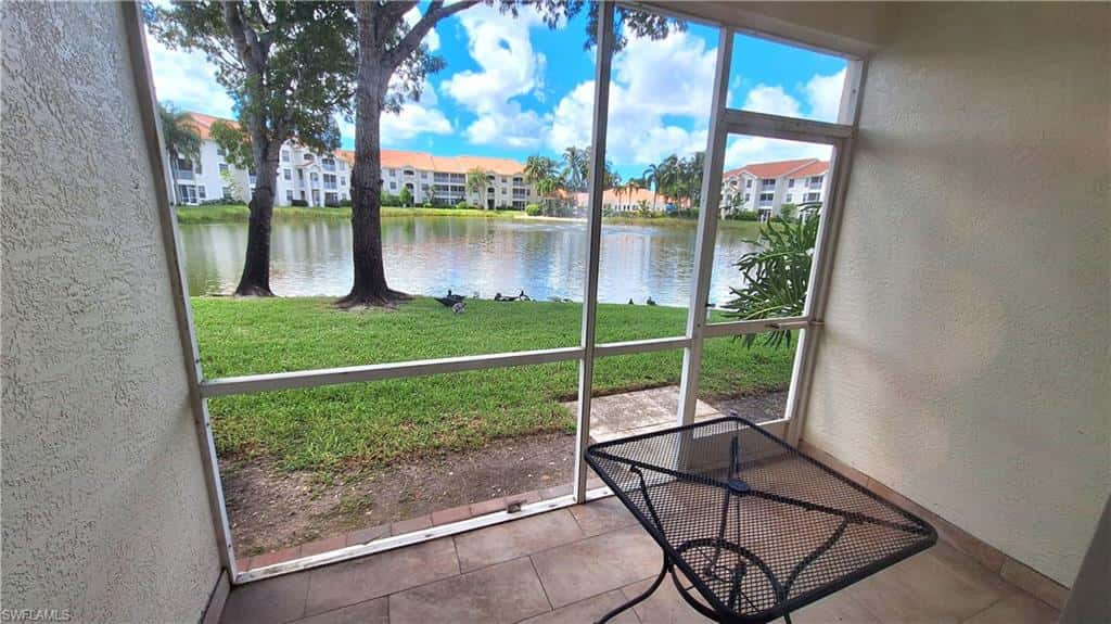 4690 Saint Croix Ln #411, Naples, photo 5