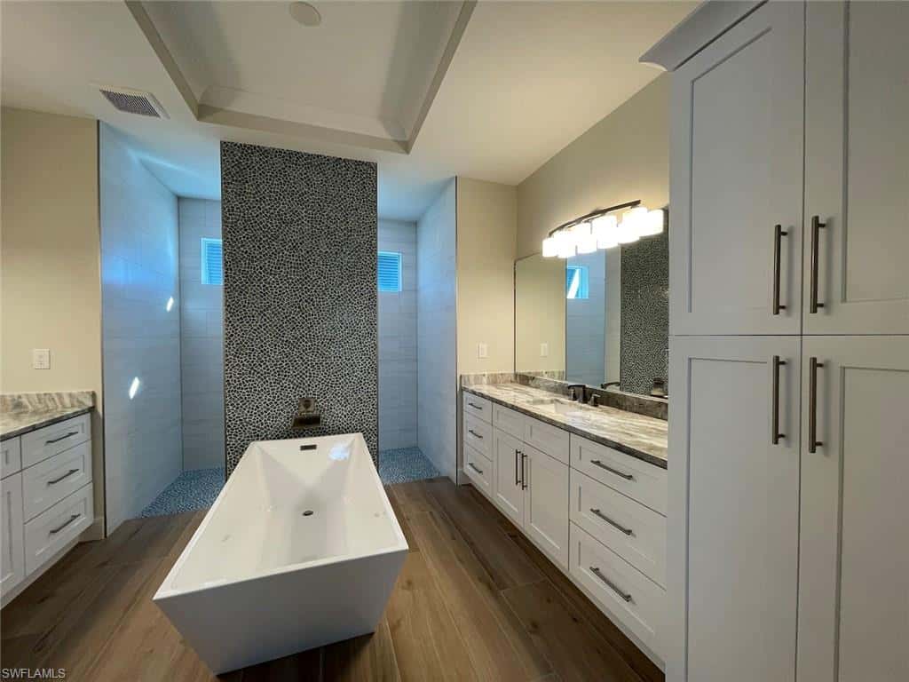 2303 43rd Ter, Cape Coral, photo 9