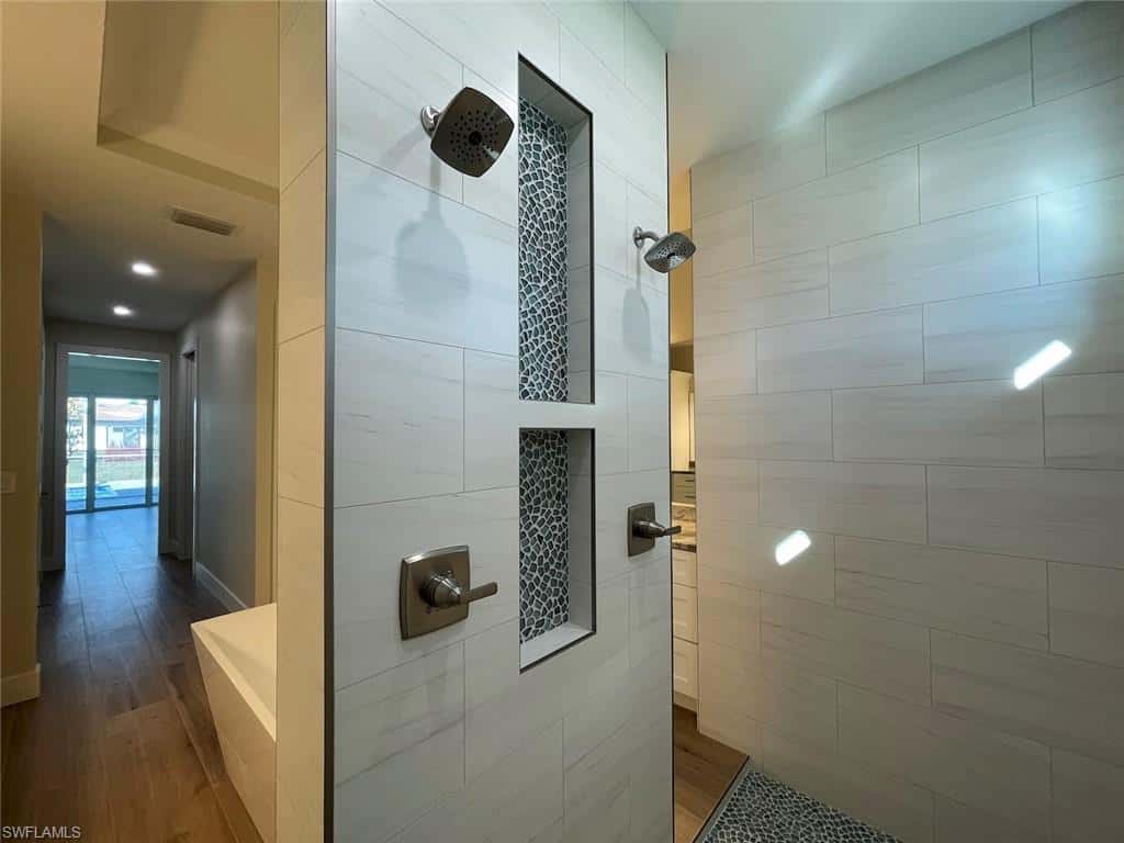 2303 43rd Ter, Cape Coral, photo 11