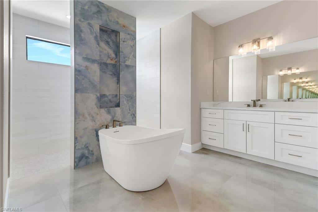 3718 Embers Pkwy, Cape Coral, photo 13
