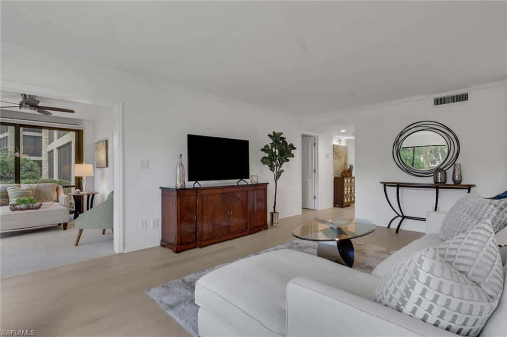 5954 Pelican Bay Blvd #212, Naples, photo 5