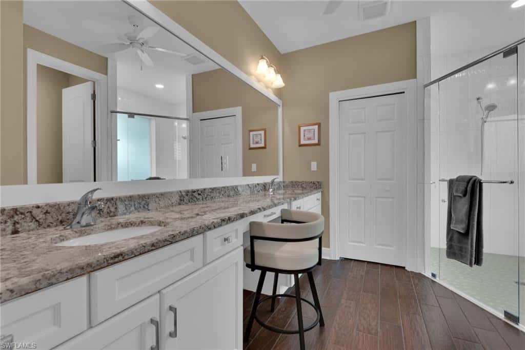 10505 Valencia Lakes Dr, Bonita Springs, photo 14