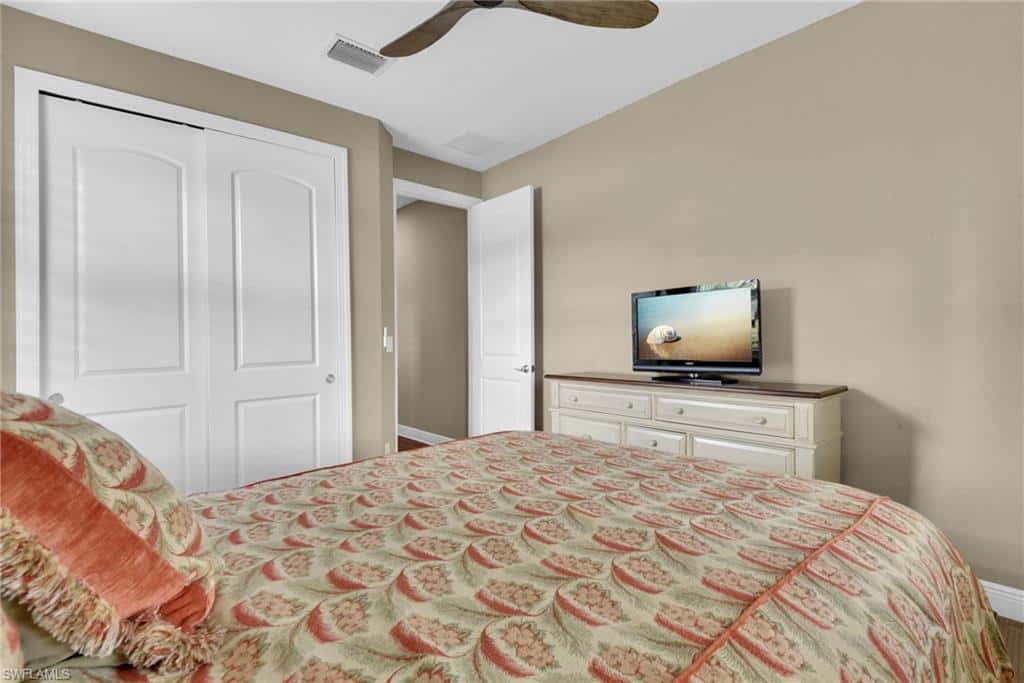 10505 Valencia Lakes Dr, Bonita Springs, photo 31