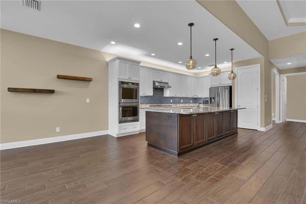 10505 Valencia Lakes Dr, Bonita Springs, photo 8