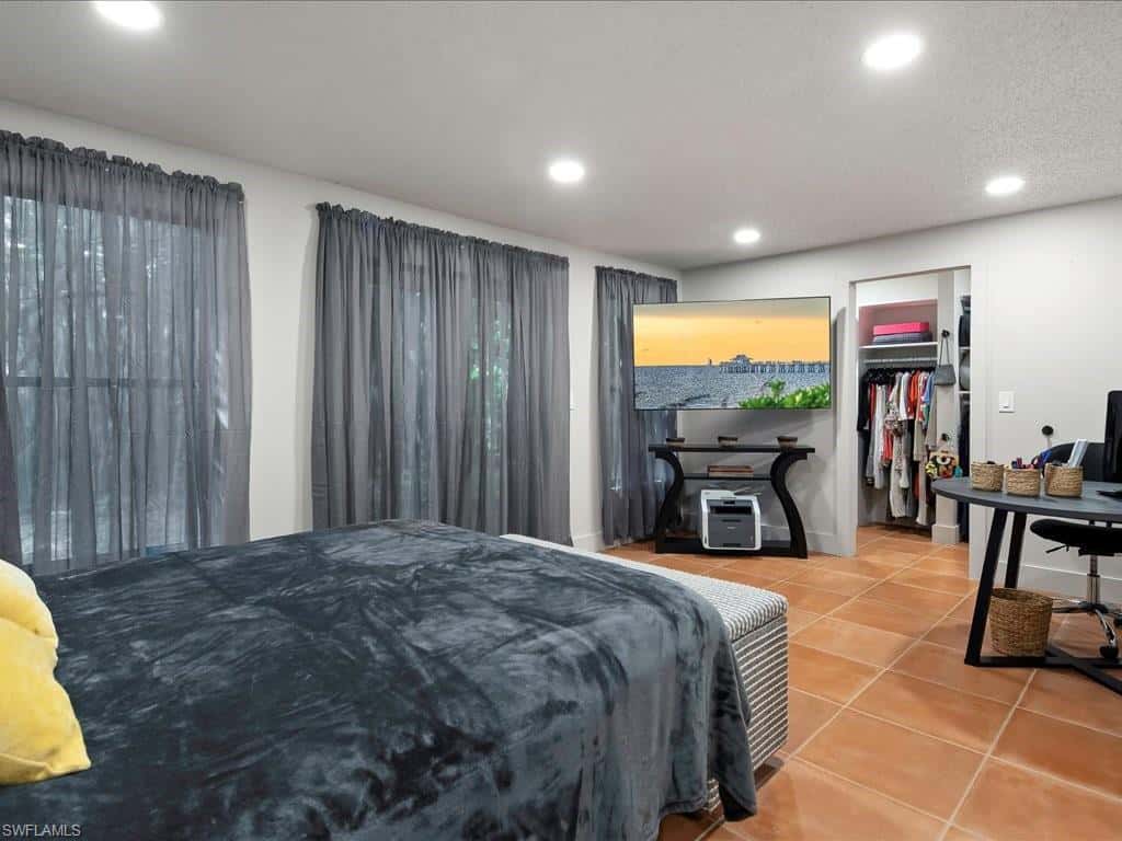 1046 Sperling Ave, Naples, photo 10
