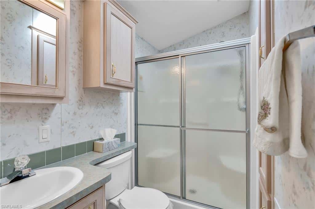 2105 Crystal Lake Dr, Naples, photo 23