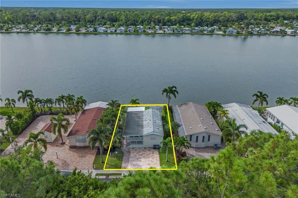 2105 Crystal Lake Dr, Naples, photo 30