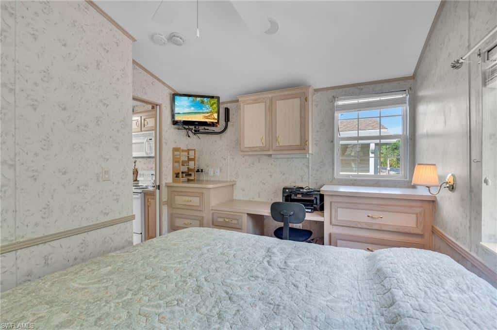 2105 Crystal Lake Dr, Naples, photo 20