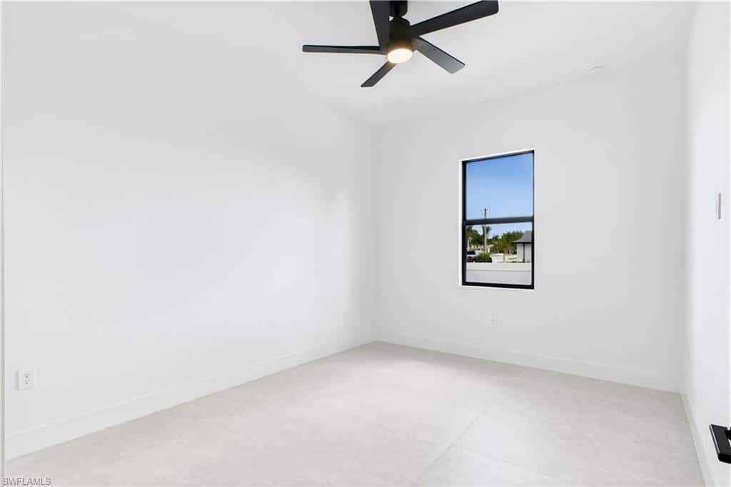 2814 Surfside Blvd, Cape Coral, photo 52