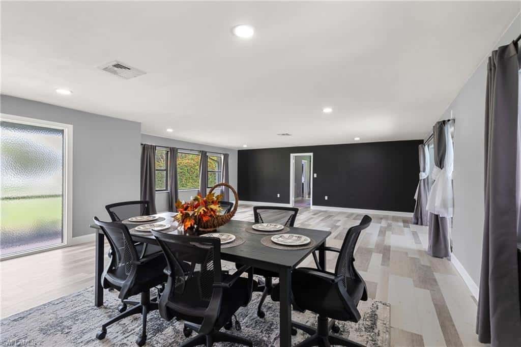 1306 12th St, Cape Coral, photo 6