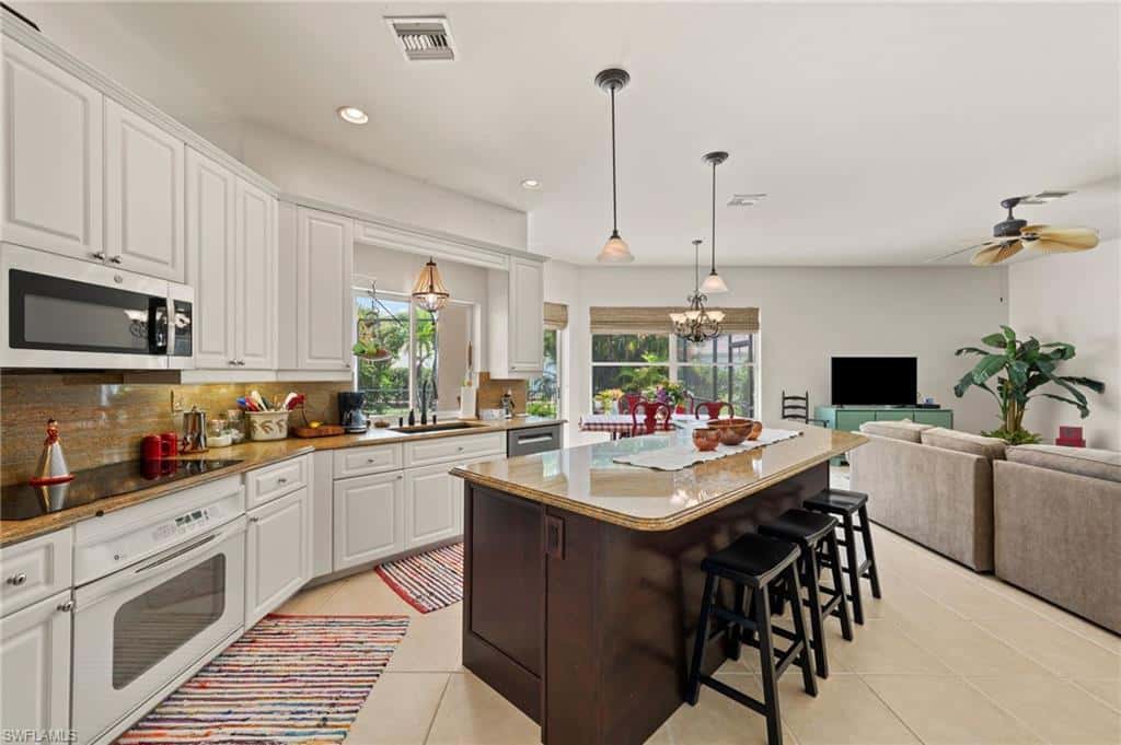 12775 Kedleston Cir, Fort Myers, photo 12