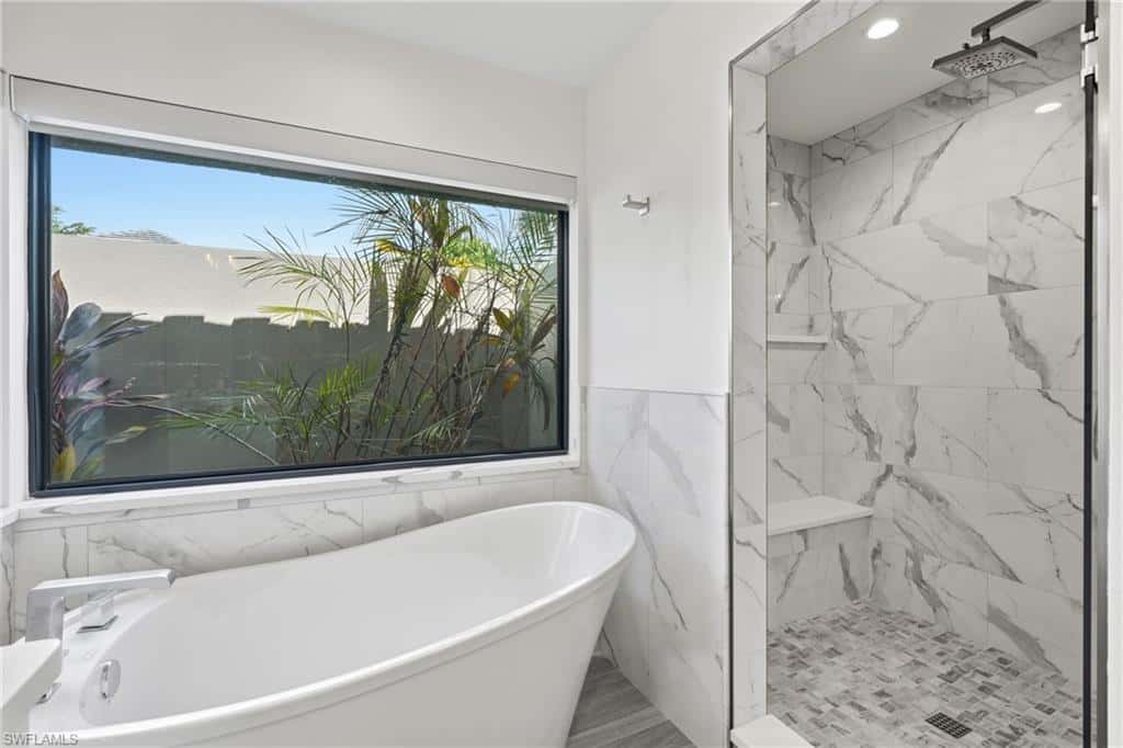 20241 Country Club Dr, Estero, photo 12