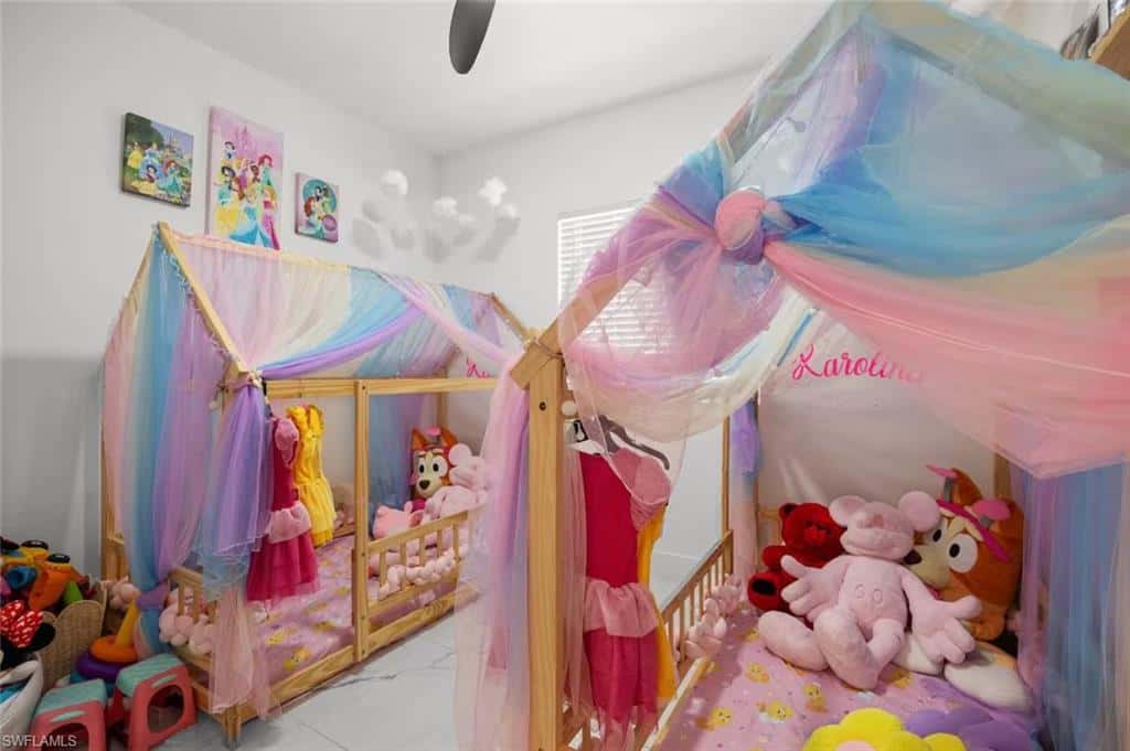 144 7th Pl, Cape Coral, photo 21