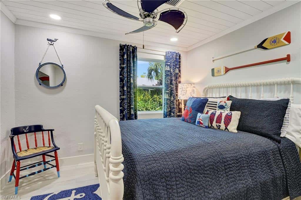 193 Cocohatchee St, Naples, photo 16