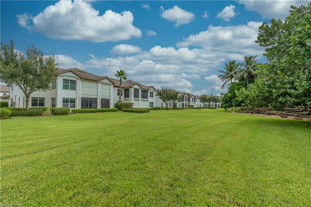 8070 Players Cove Dr #102, Naples, photo 39