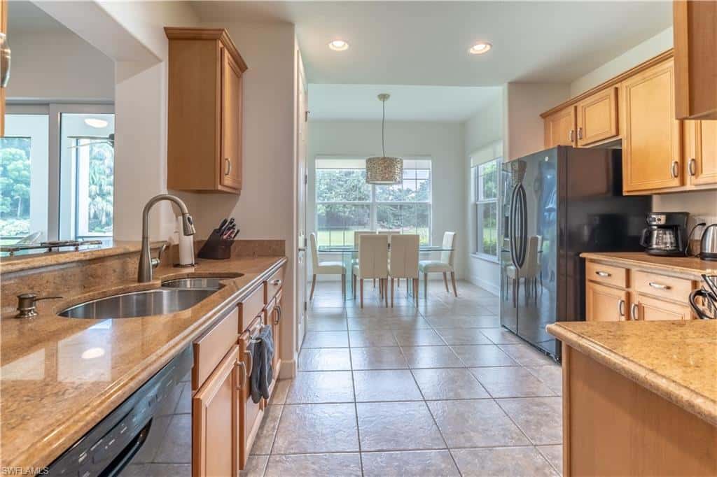 8070 Players Cove Dr #102, Naples, photo 4