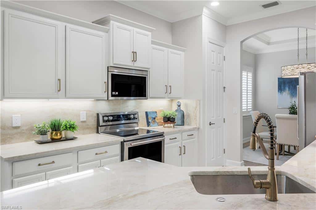 9520 Ironstone #202, Naples, photo 11