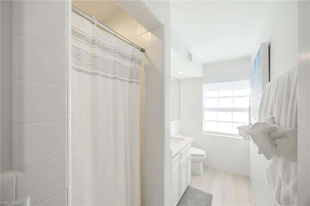 2728 Crayton Rd, Naples, photo 21