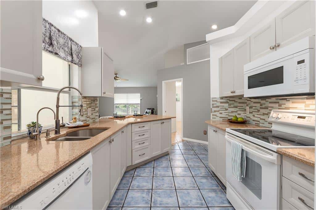 3271 7th Ave, Naples, photo 5
