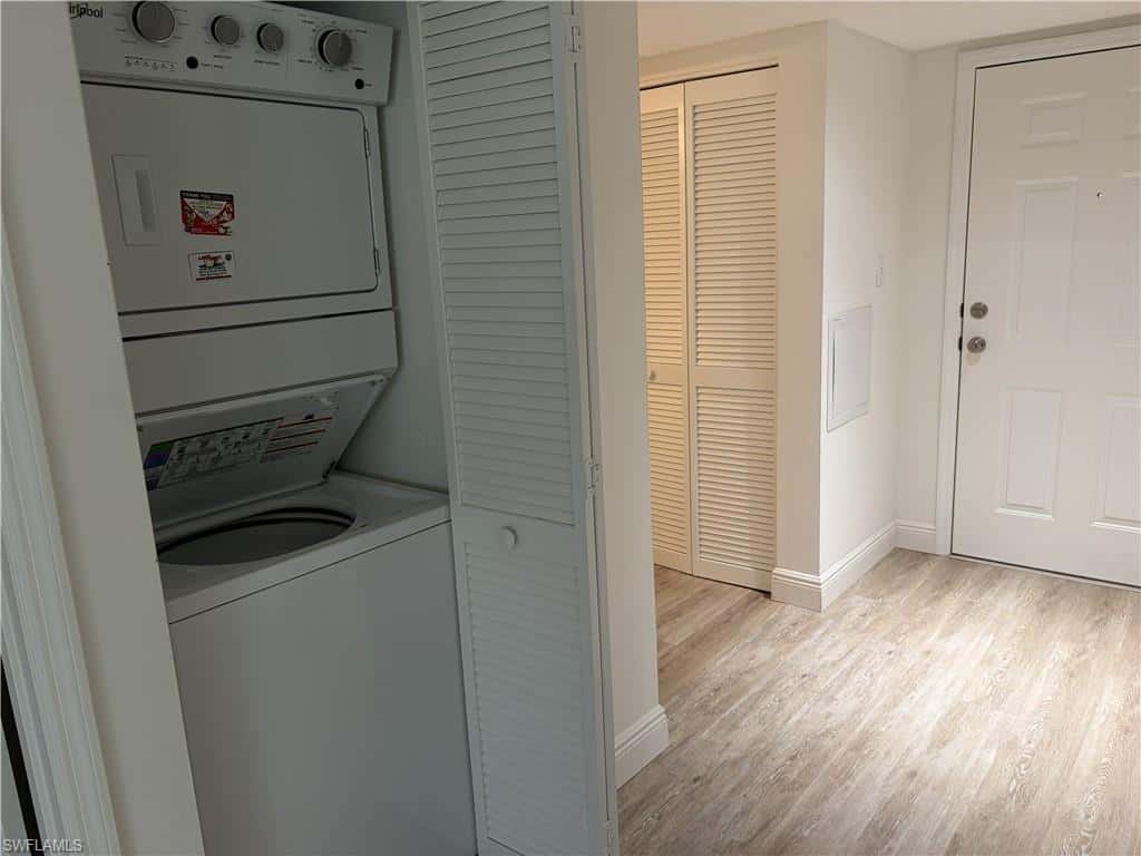 481 Quail Forest Blvd #b207, Naples, photo 8