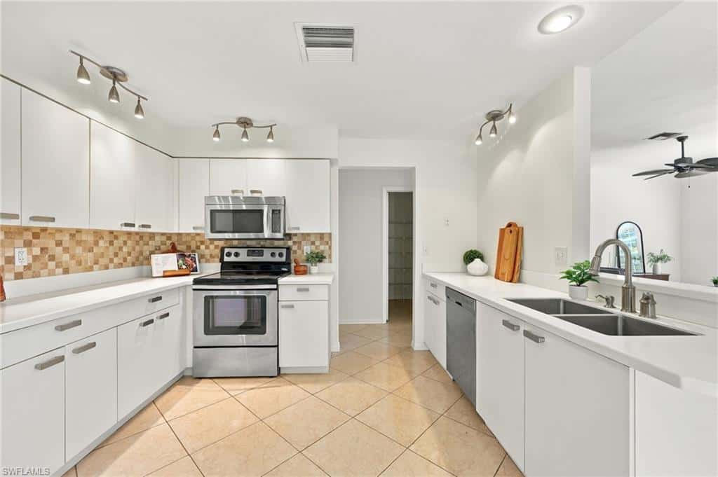 2653 Sailors Way, Naples, photo 25