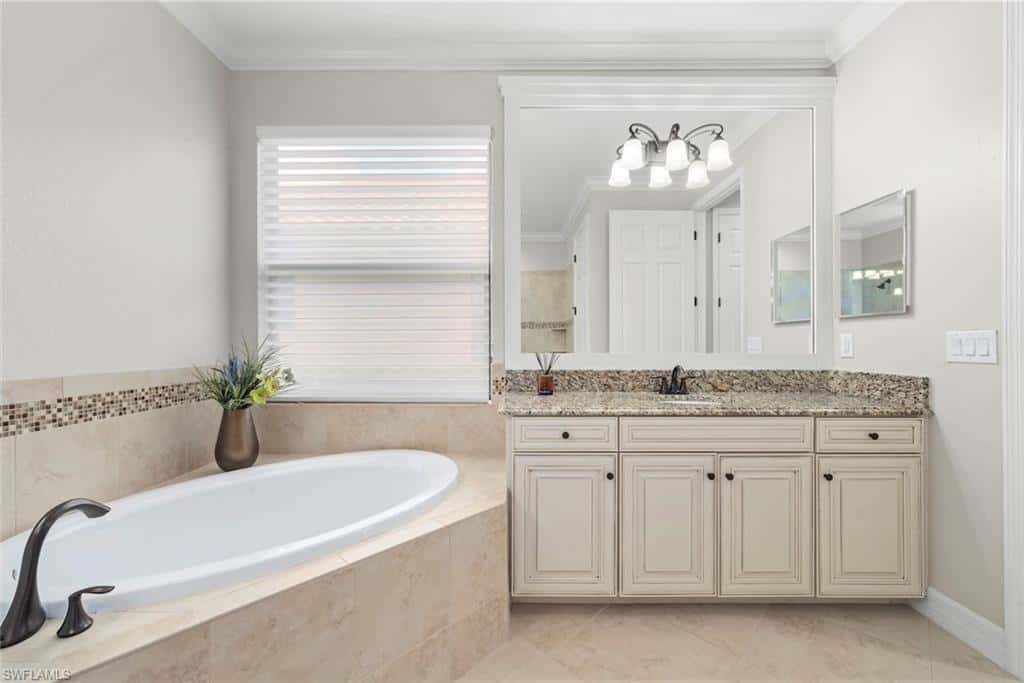 12692 Kinross Ln, Naples, photo 22