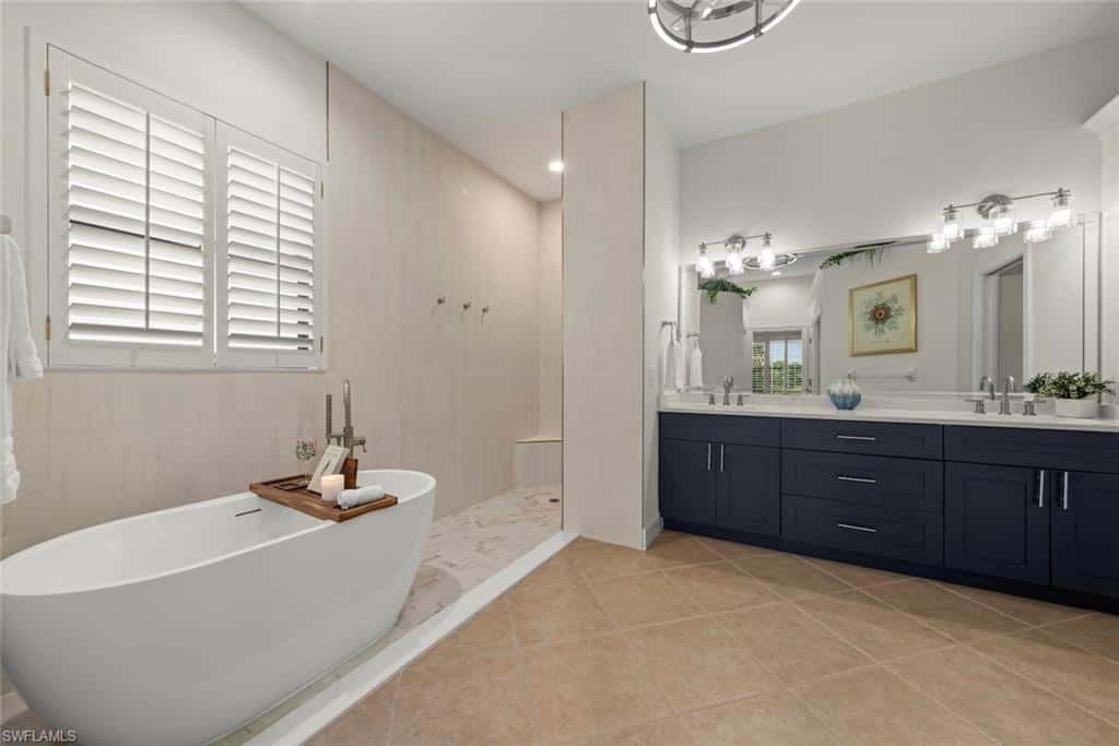 11918 Heather Woods Ct, Naples, photo 24