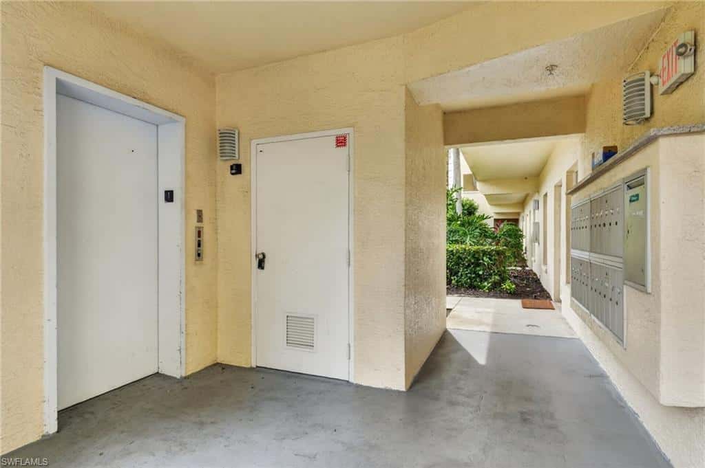 3245 Cypress Glen Way #518, Naples, photo 6