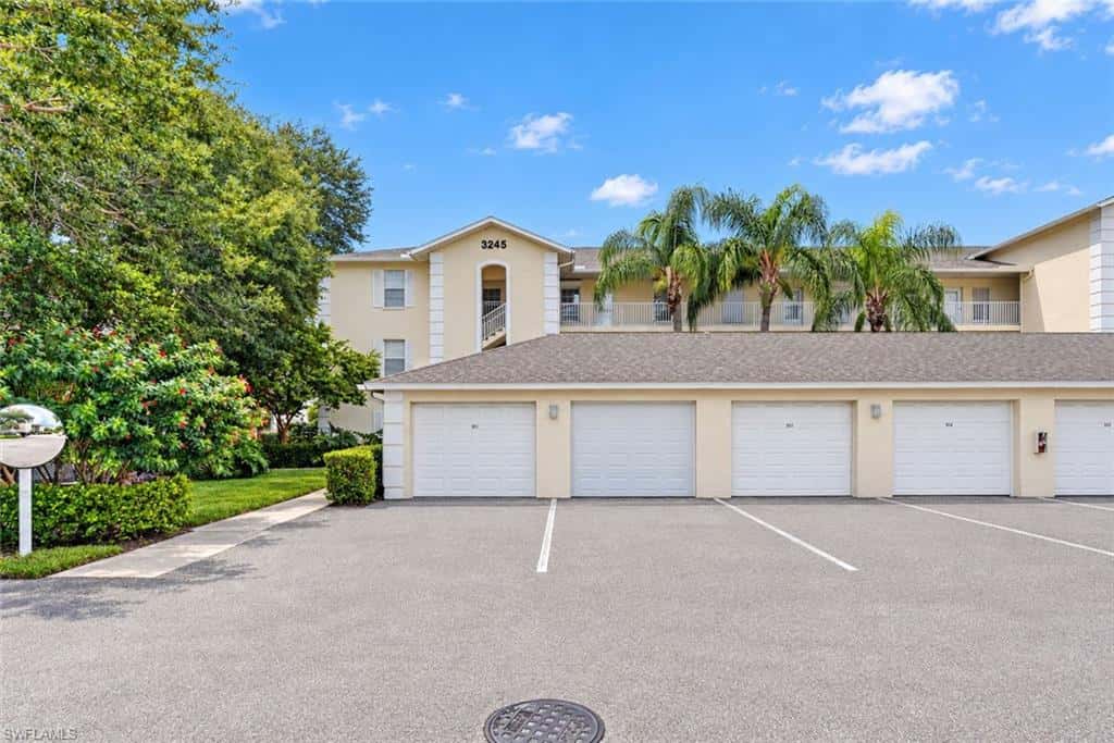 3245 Cypress Glen Way #518, Naples, photo 5
