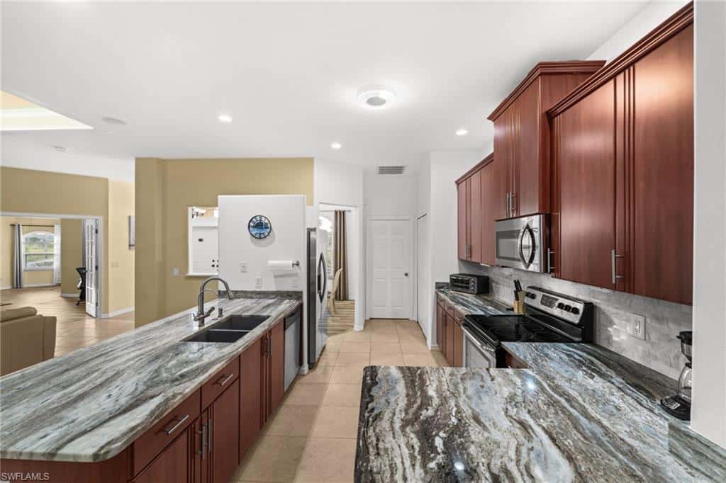2223 25th Ter, Cape Coral, photo 15