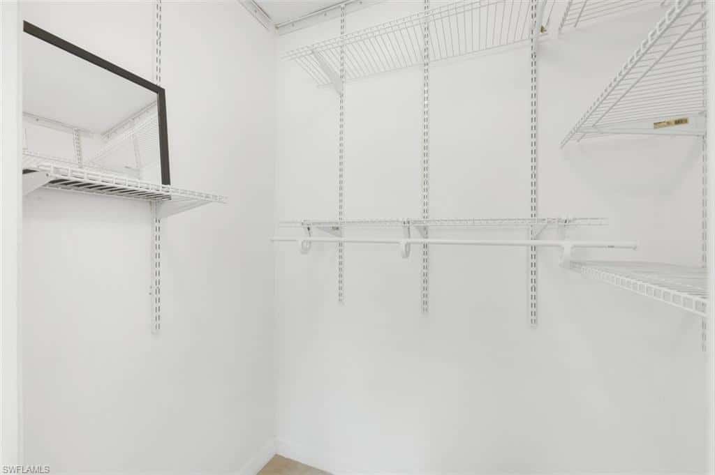 72 7th St #106, Naples, photo 9