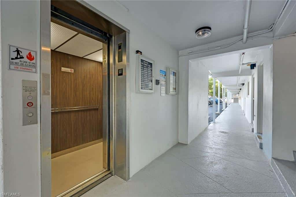 72 7th St #106, Naples, photo 14