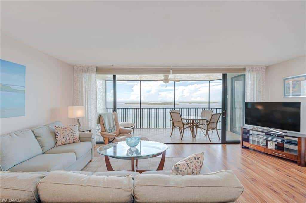 17080 Harbour Point Dr #916, Fort Myers, photo 4