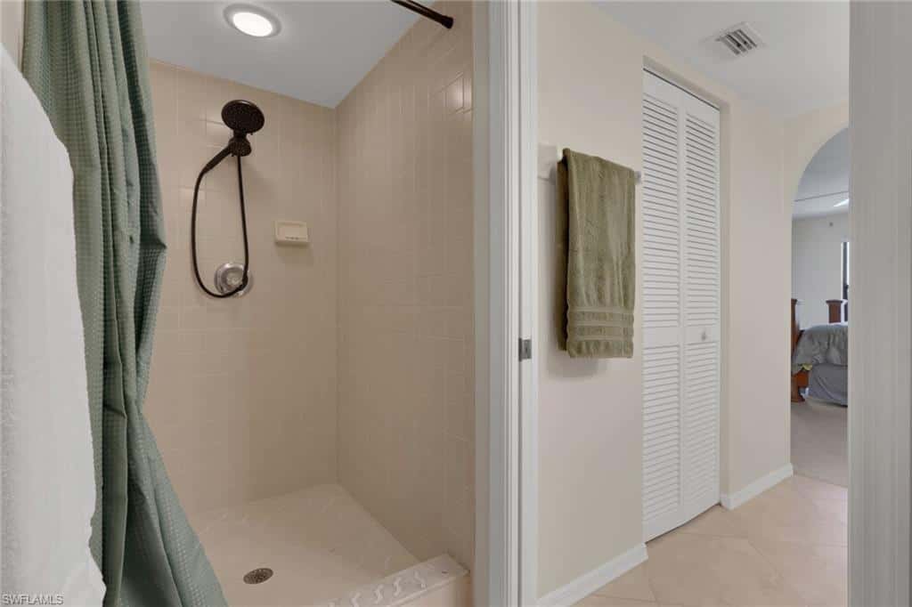 4410 Chantelle Dr #h-205, Naples, photo 22