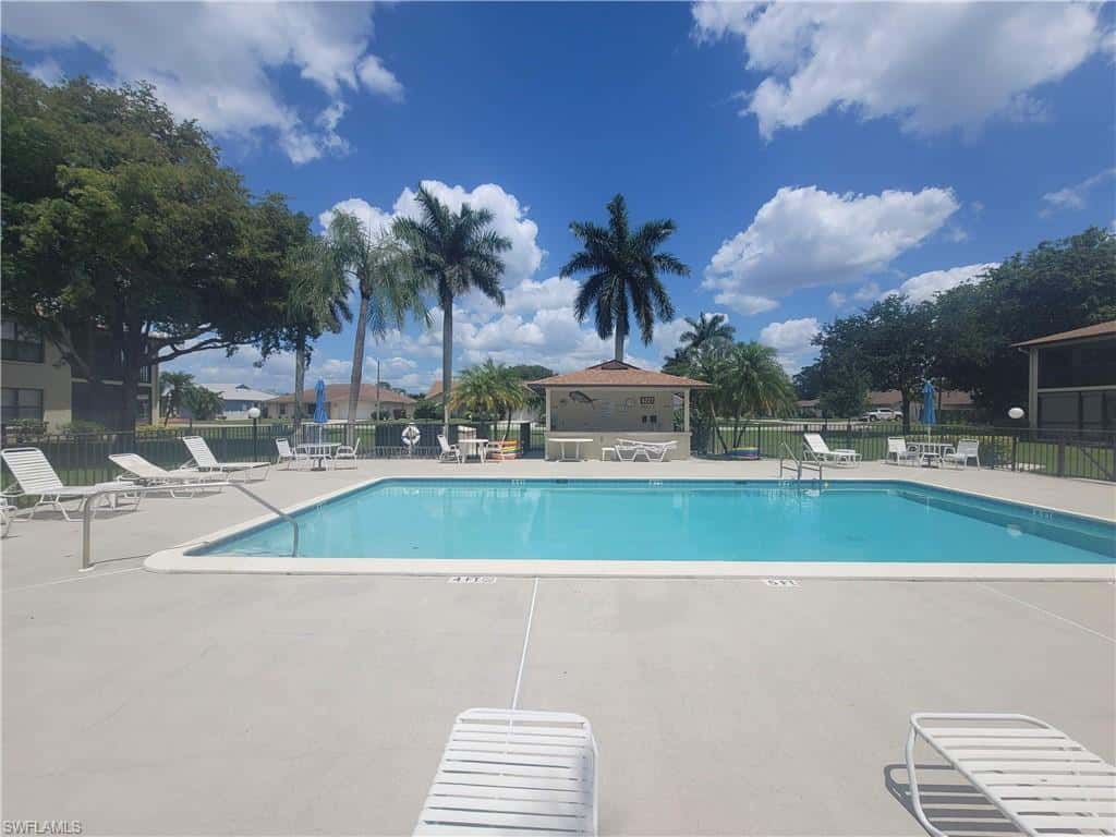 4410 Chantelle Dr #h-205, Naples, photo 33